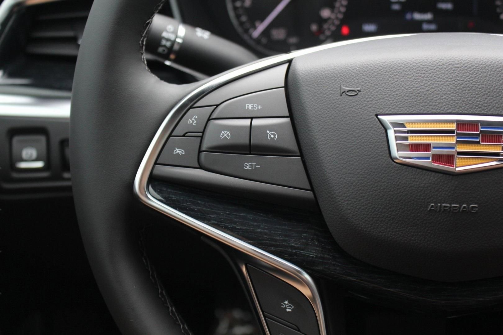 New 2025 Cadillac XT5 Premium Luxury w/ LPO, Floor Liner Package image 20