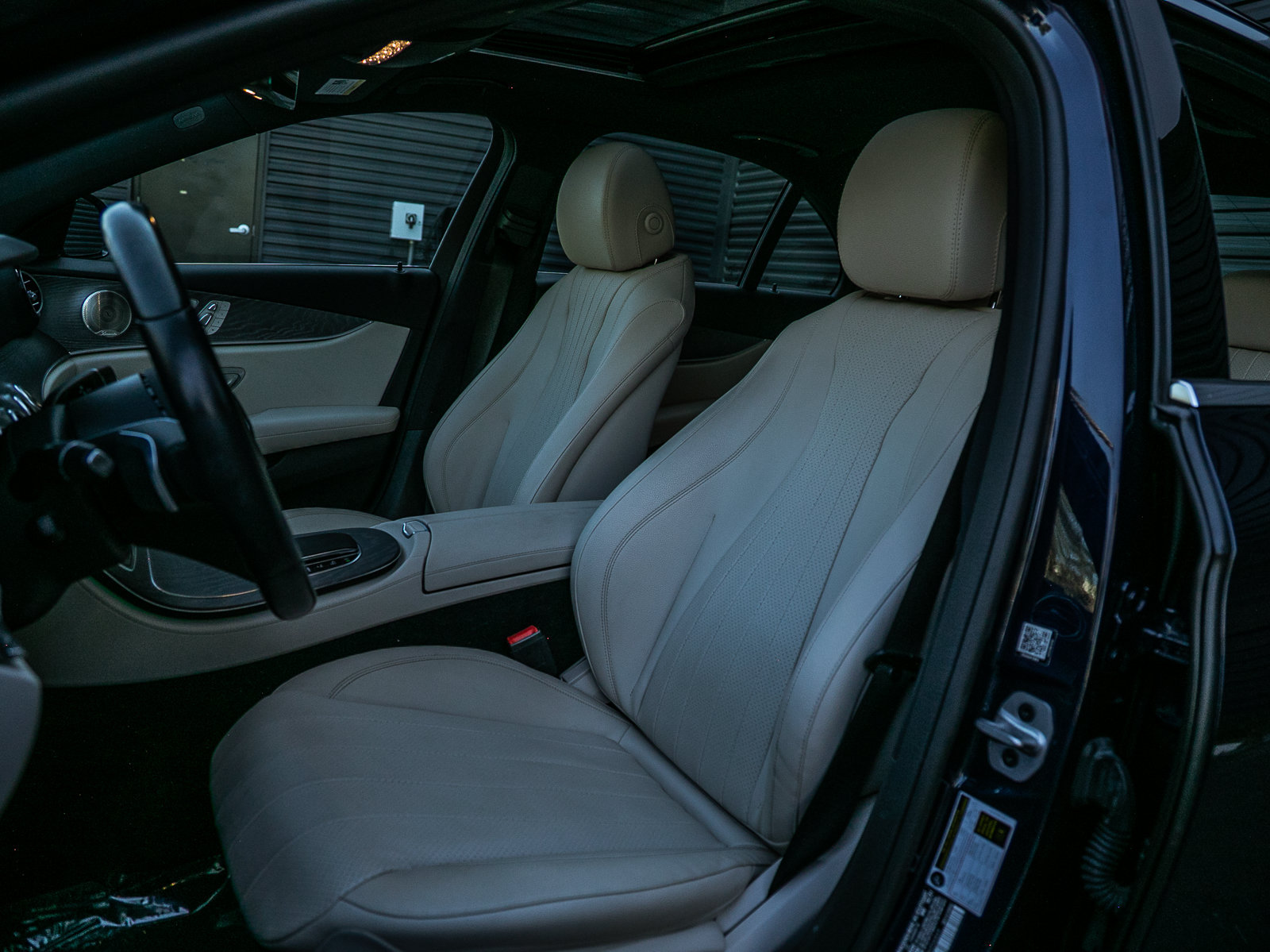 Used 2021 Mercedes-Benz E 350 Sedan image 5