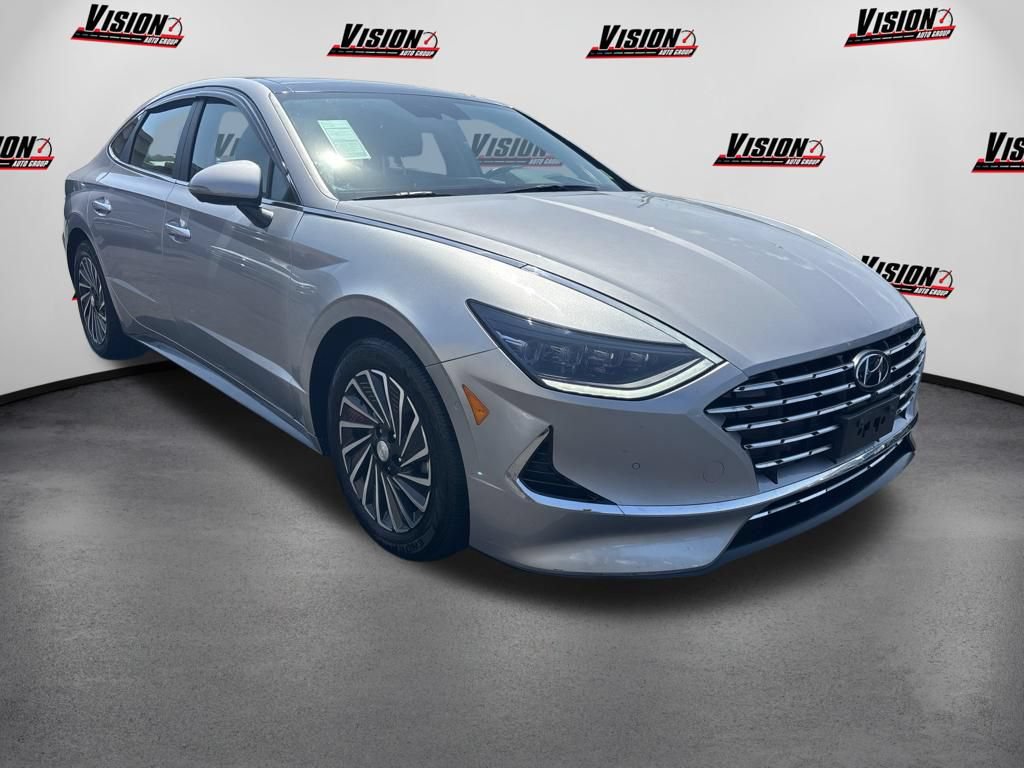 Certified 2023 Hyundai Sonata Limited FWD image 3