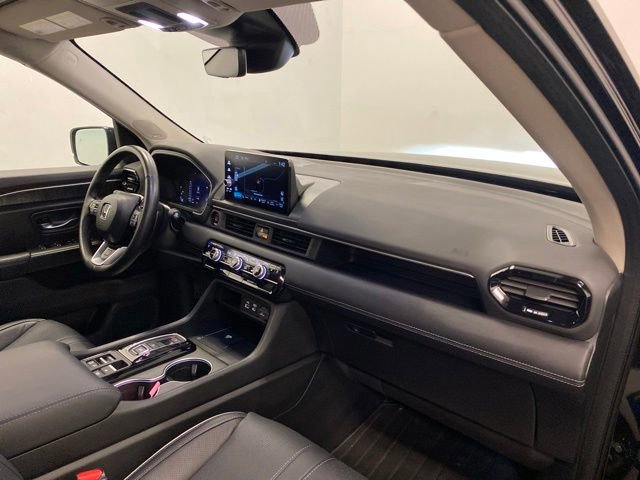 Used 2024 Honda Pilot Elite image 23