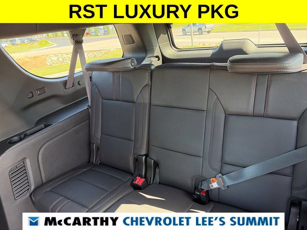 Used 2024 Chevrolet Suburban RST w/ Luxury Package AWD/4WD image 47