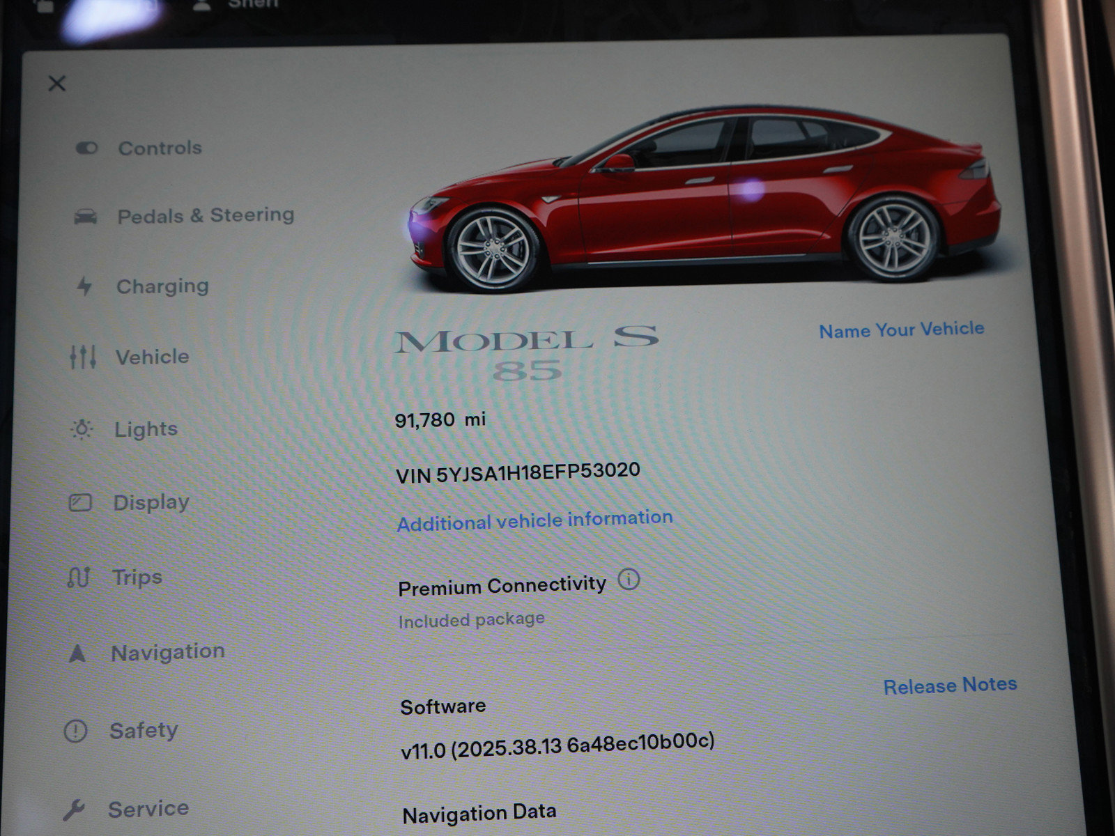 Used 2014 Tesla Model S 85 RWD image 25