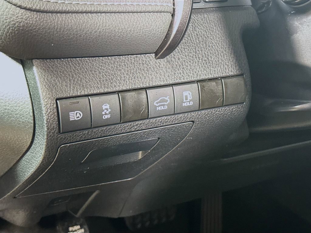 Certified 2023 Toyota Camry SE FWD image 10