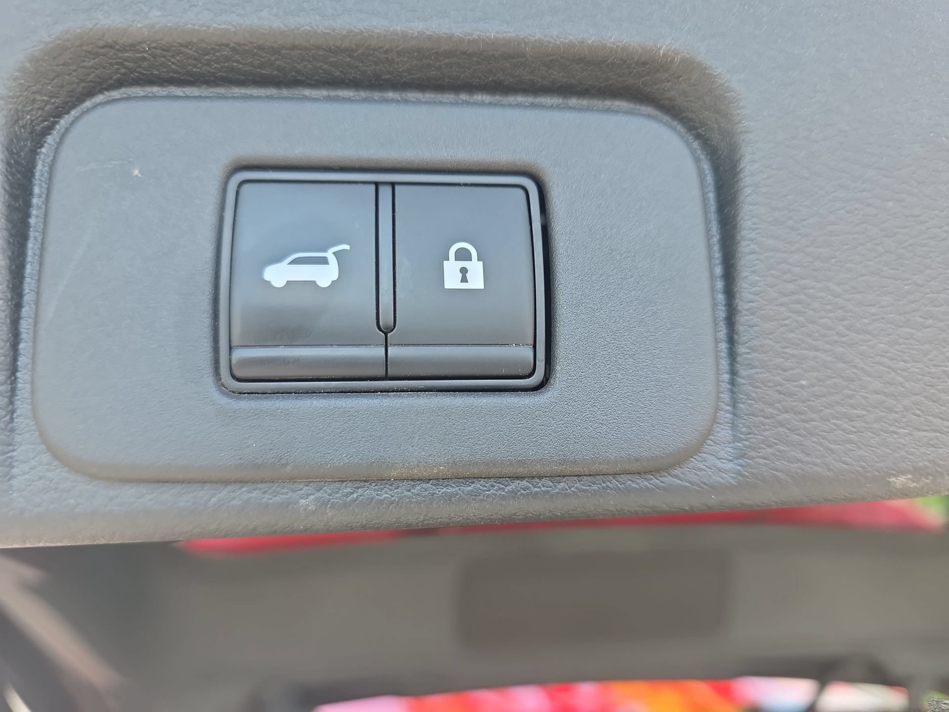 Used 2023 Nissan Rogue Platinum FWD image 13