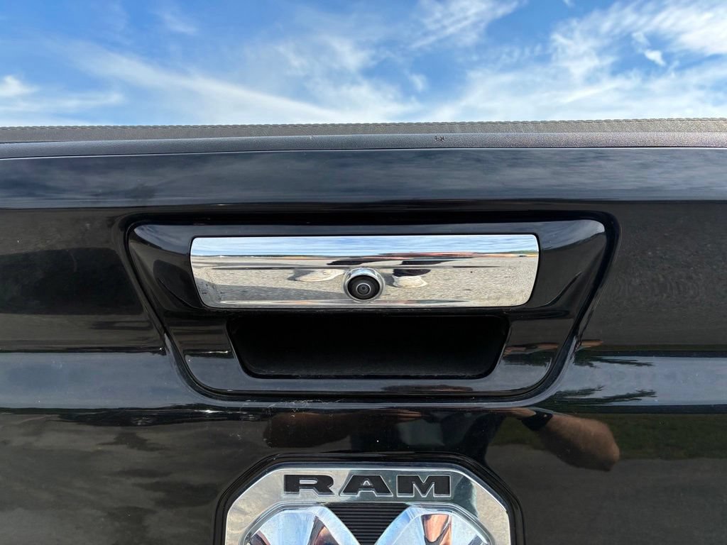 Used 2021 RAM 1500 Laramie AWD/4WD image 7