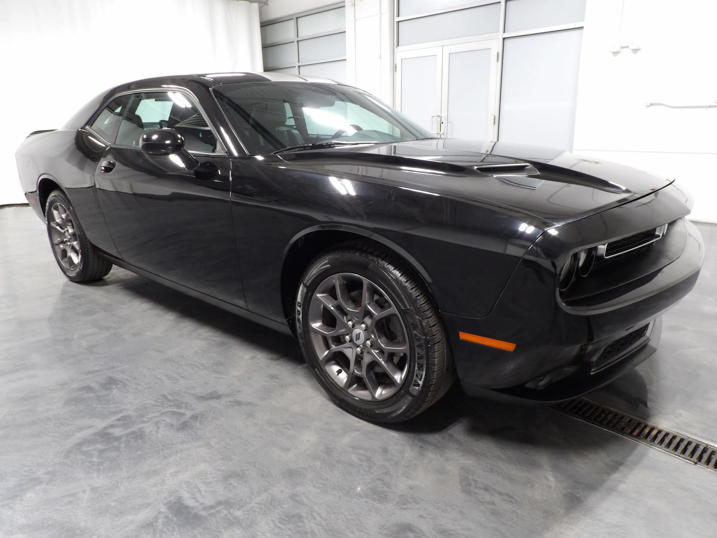Used 2018 Dodge Challenger GT w/ Blacktop Package AWD/4WD image 2