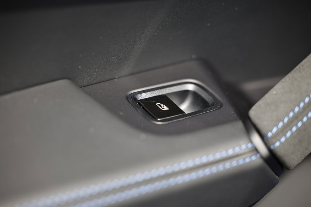 New 2025 Porsche Cayenne GTS image 24