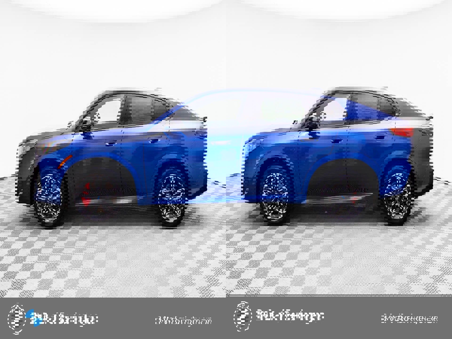 New 2026 BMW X2 xDrive28i w/ Technology Package AWD/4WD image 2