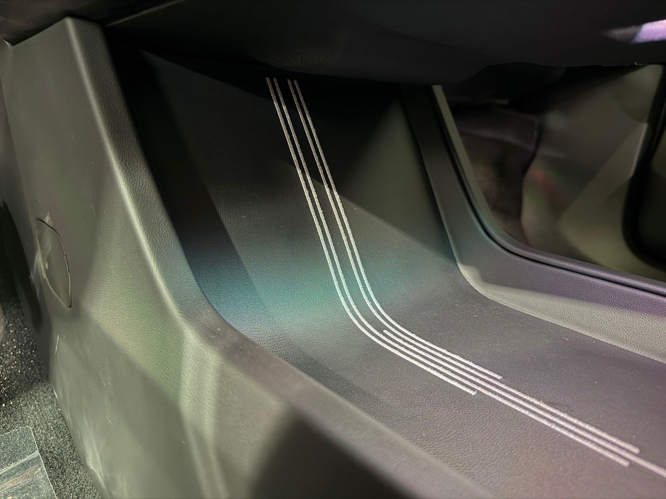 New 2027 Cadillac Vistiq Platinum AWD/4WD image 23