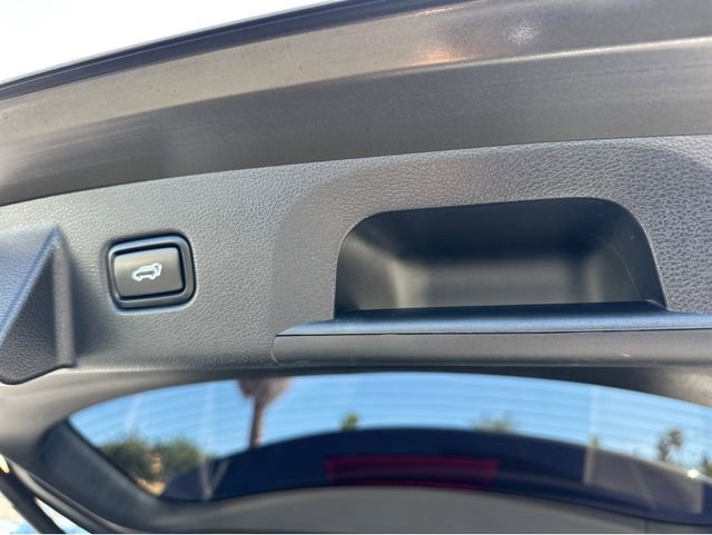 Used 2022 Kia Telluride EX w/ EX Premium Package image 21