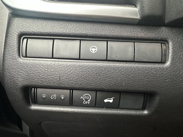 Used 2024 Nissan Rogue SV image 42