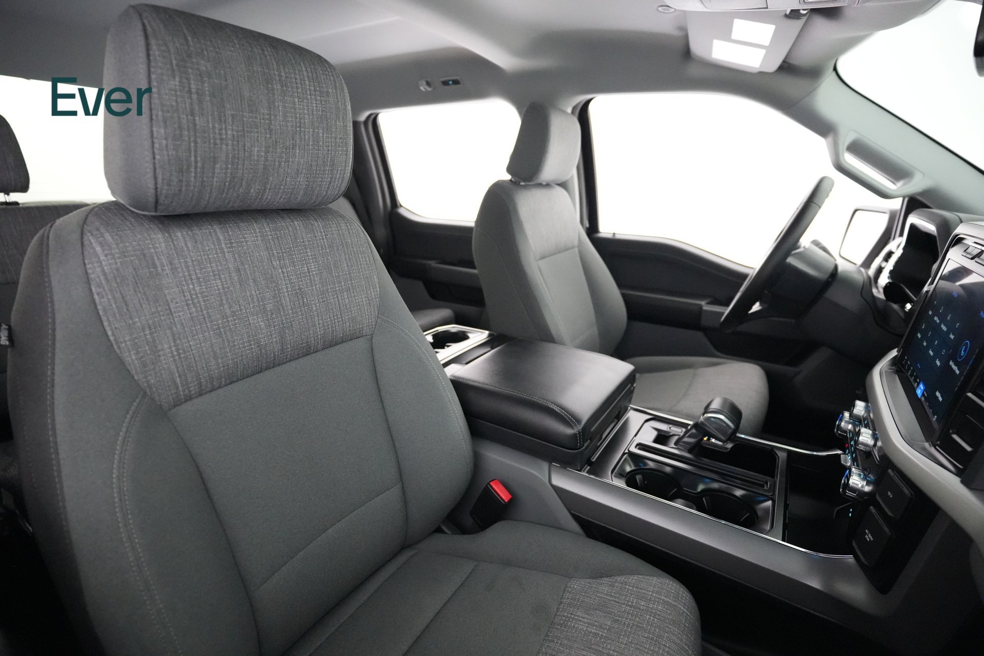 Used 2023 Ford F150 Lightning XLT AWD/4WD image 17