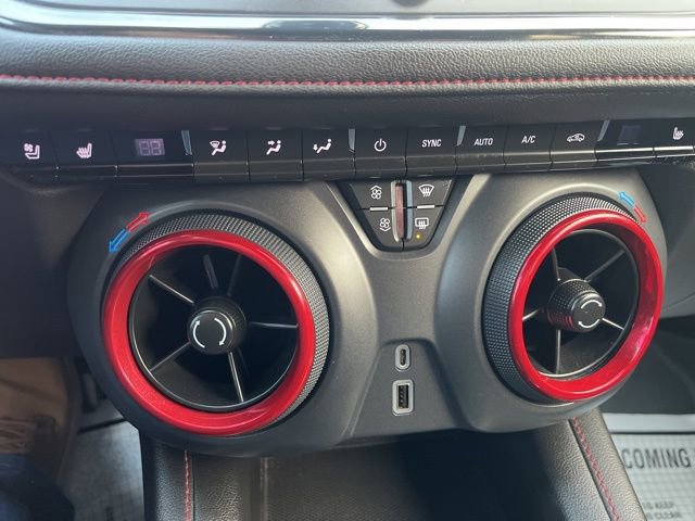 Used 2022 Chevrolet Blazer RS w/ Enhanced Convenience Package image 15