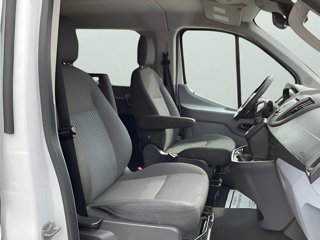 Used 2018 Ford Transit 350 XLT image 20