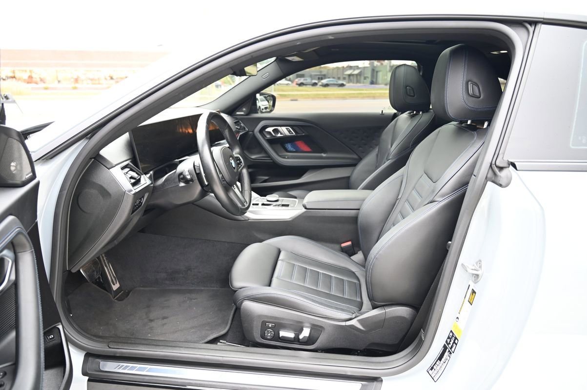 Used 2023 BMW M240i xDrive Coupe w/ Premium Package image 19
