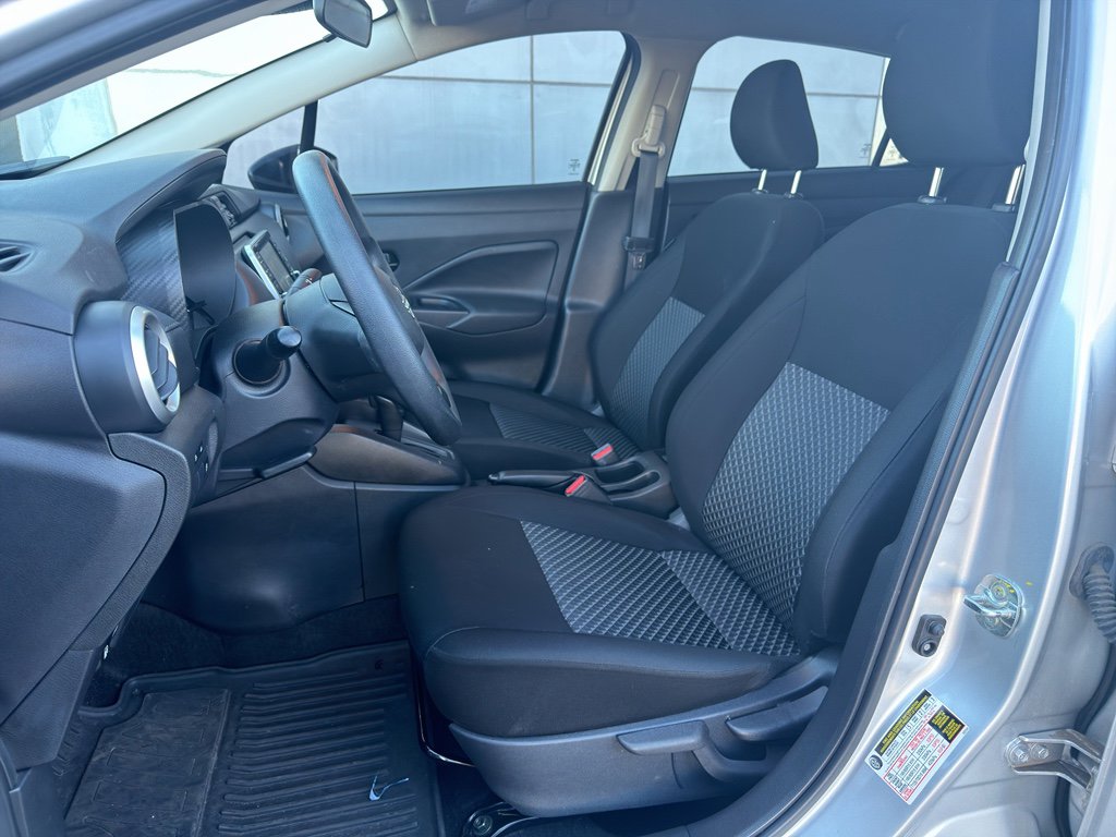 Used 2023 Nissan Versa S w/ Trunk Package image 9