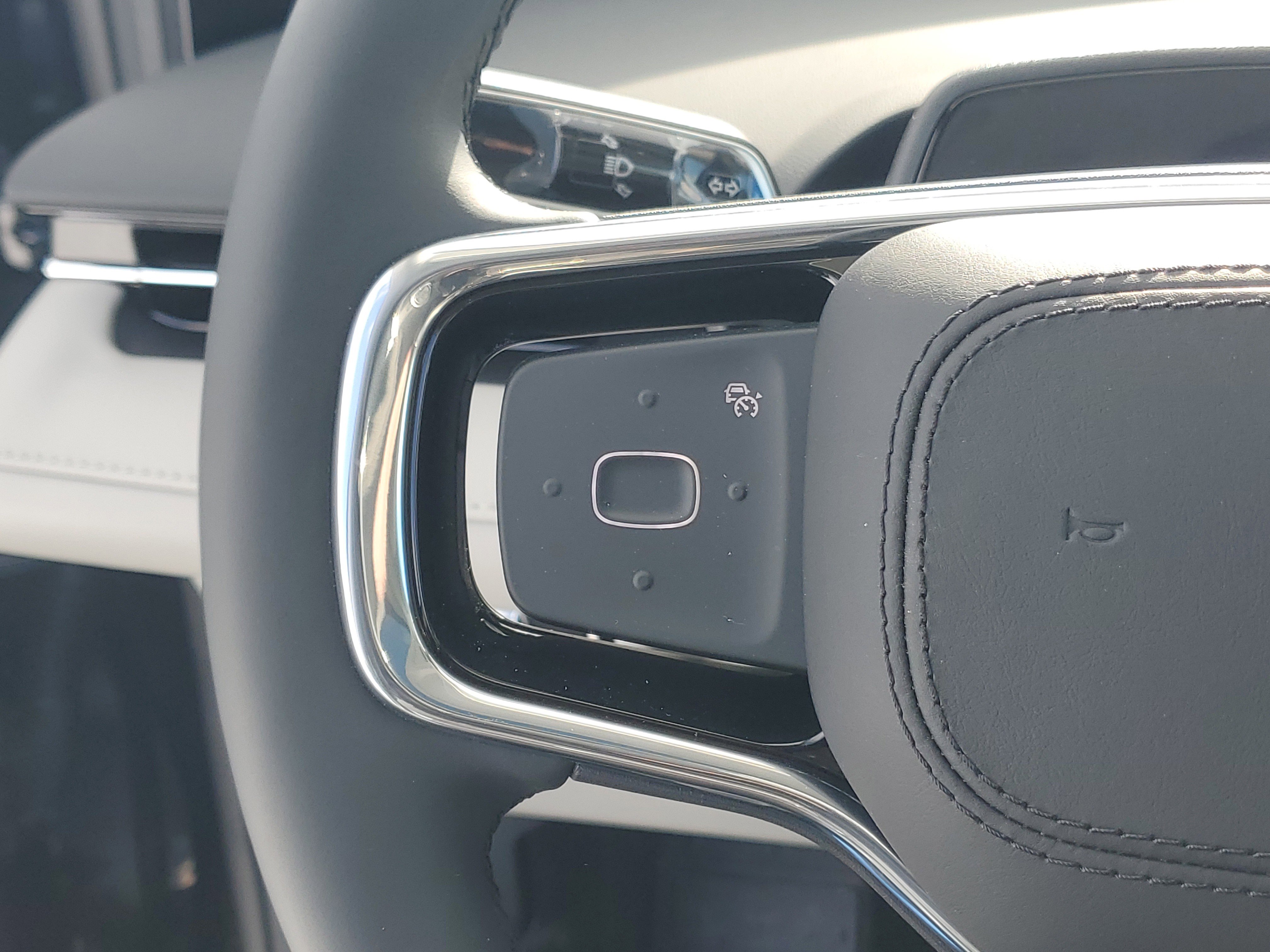 New 2026 Lincoln Nautilus Reserve w/ Jet Appearance Package image 17