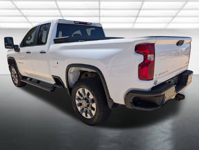 Used 2025 Chevrolet Silverado 2500 Custom w/ Custom Value Package AWD/4WD image 2