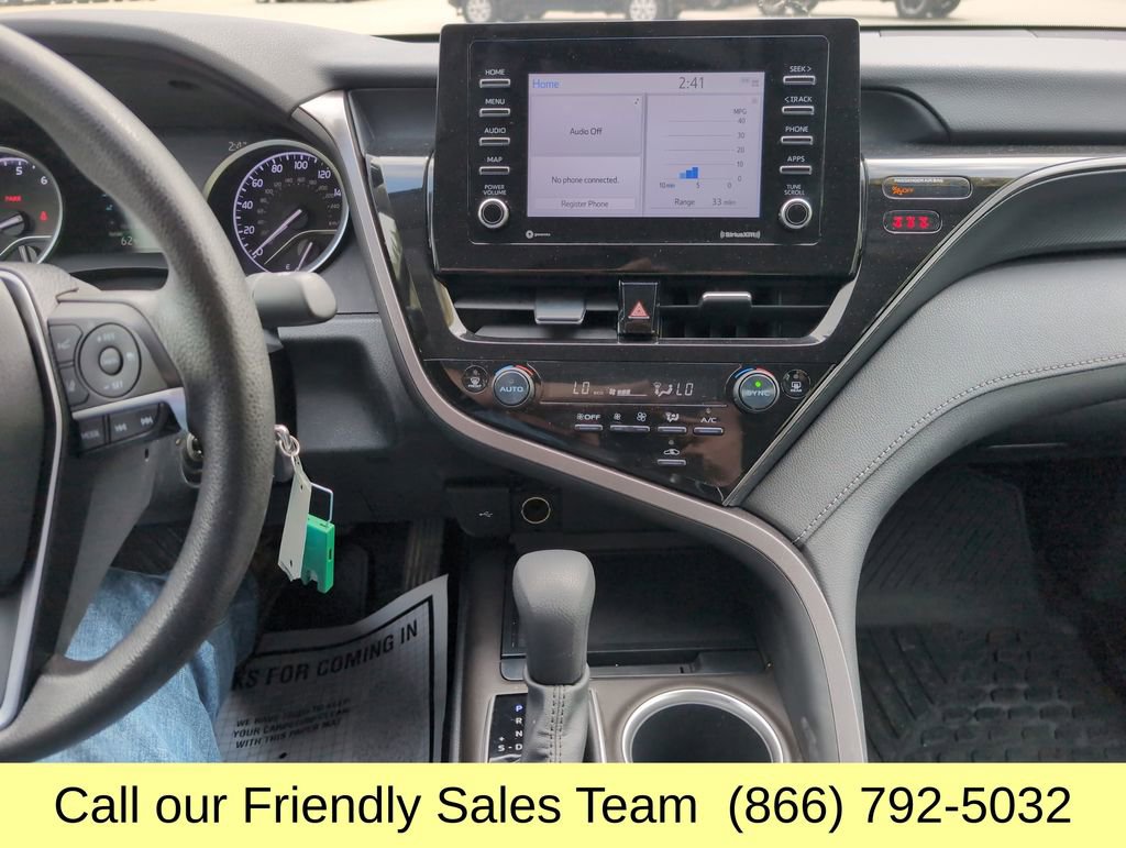 Used 2023 Toyota Camry LE AWD/4WD image 18