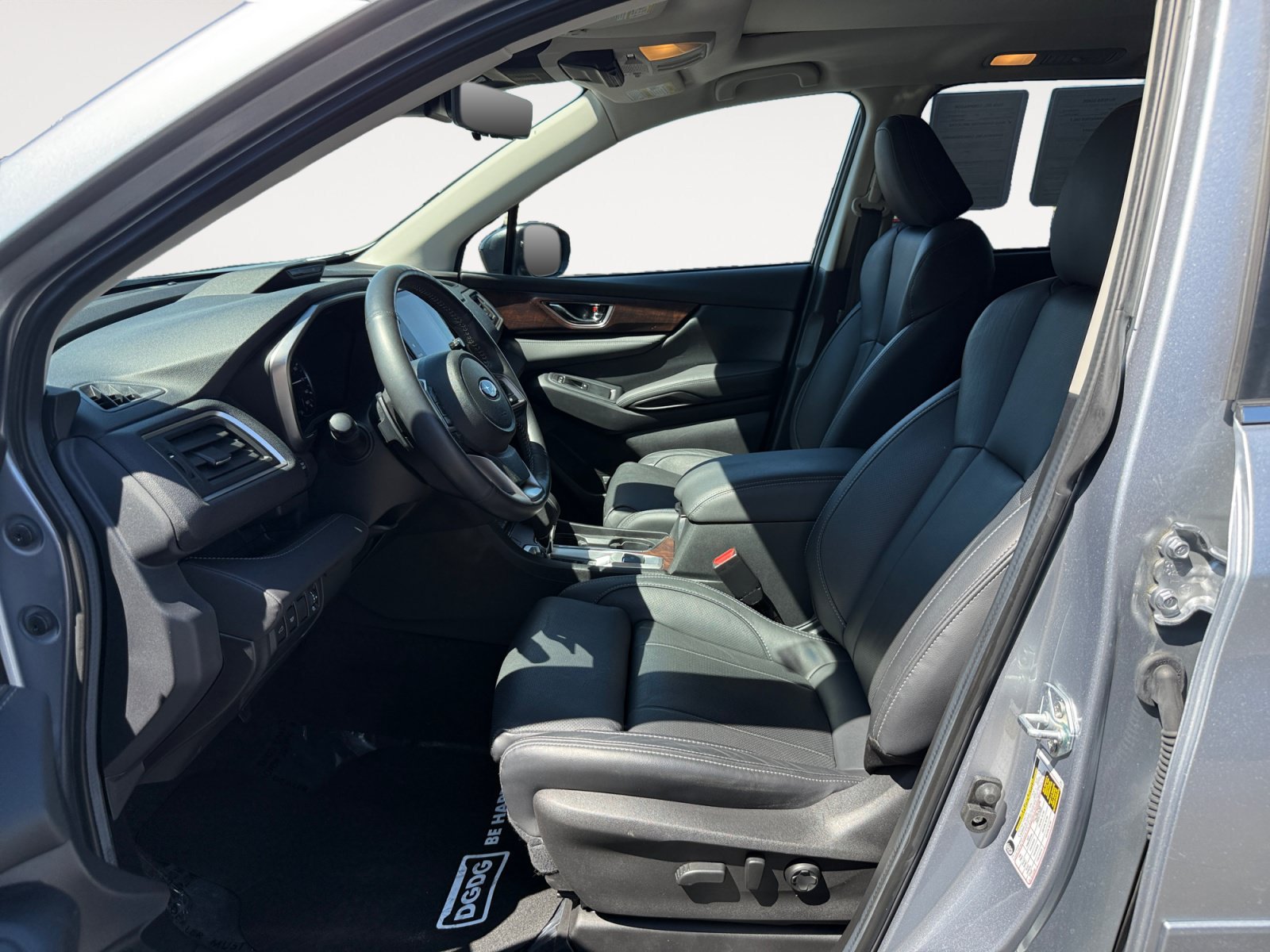 Used 2024 Subaru Ascent Touring AWD/4WD image 10