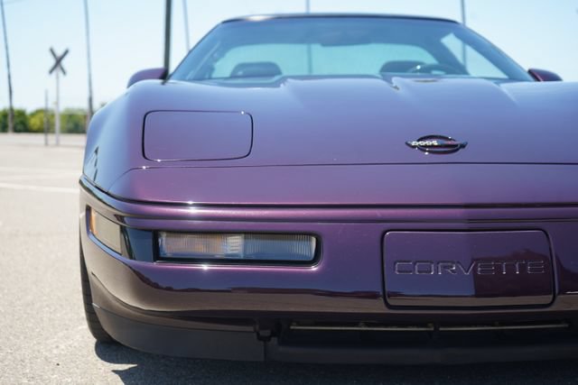 Used 1992 Chevrolet Corvette ZR-1 RWD image 18