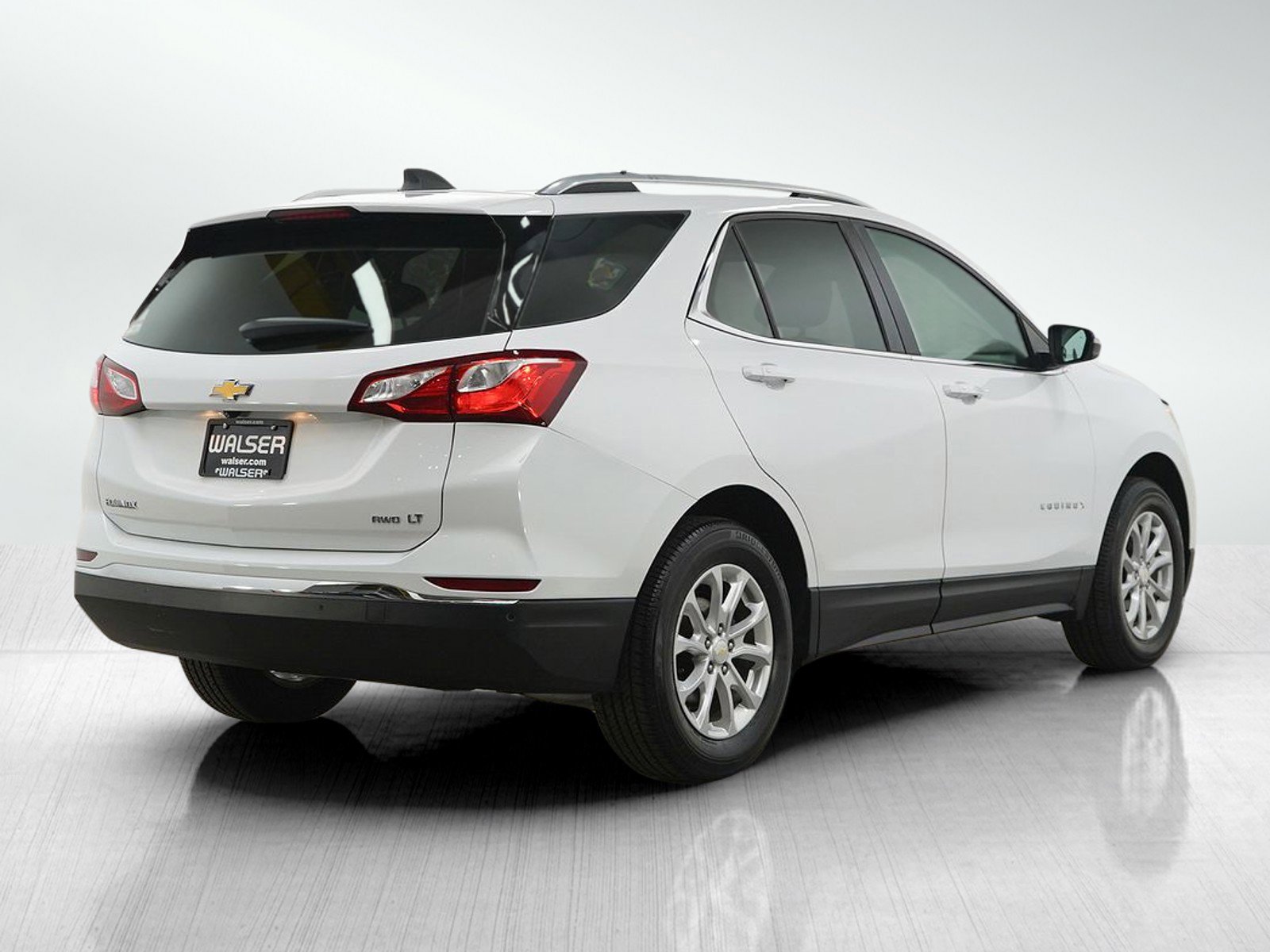 Used 2019 Chevrolet Equinox LT w/ Sun & Navigation Package AWD/4WD image 5