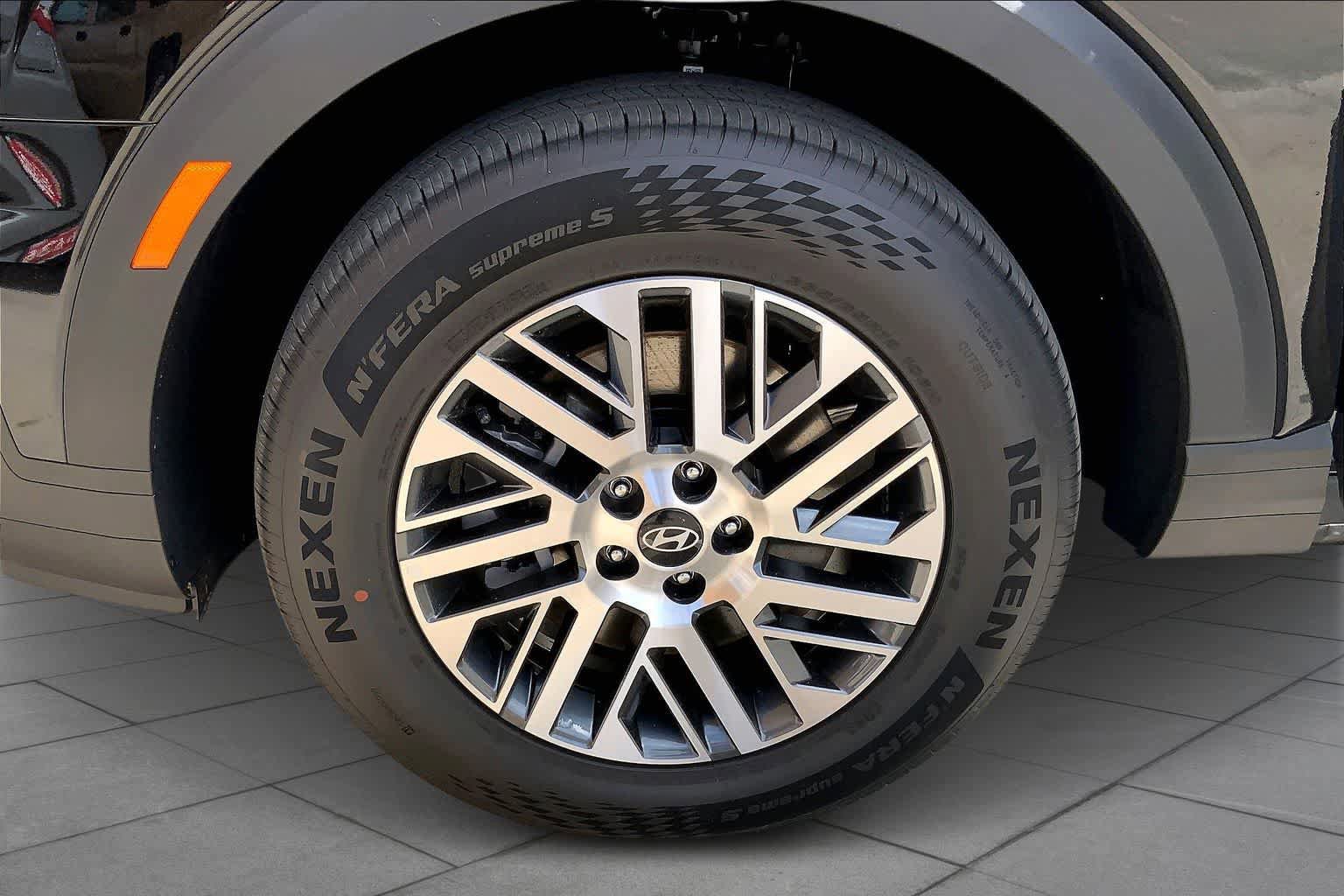 New 2026 Hyundai Palisade SE FWD image 11
