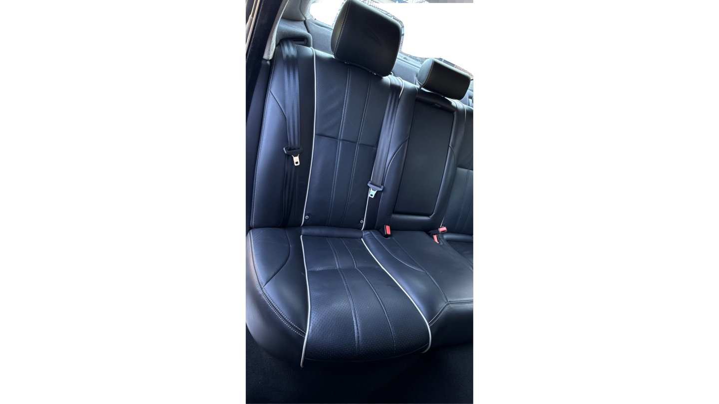 Used 2015 Jaguar XJ L Portfolio RWD image 23