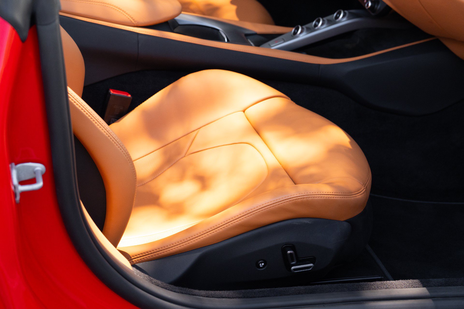 Used 2023 Ferrari Portofino M RWD image 61