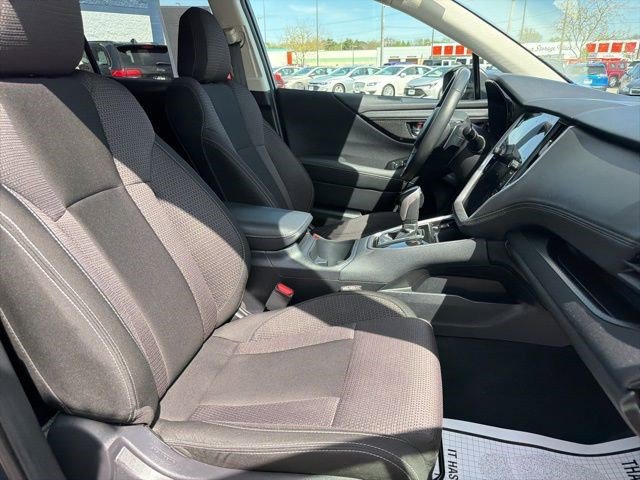 Used 2024 Subaru Outback Premium image 21