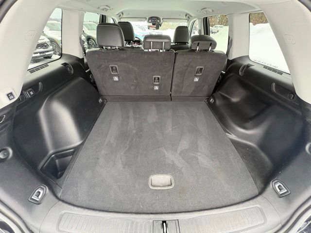 Used 2023 Jeep Grand Cherokee Limited w/ Luxury Tech Group II image 35