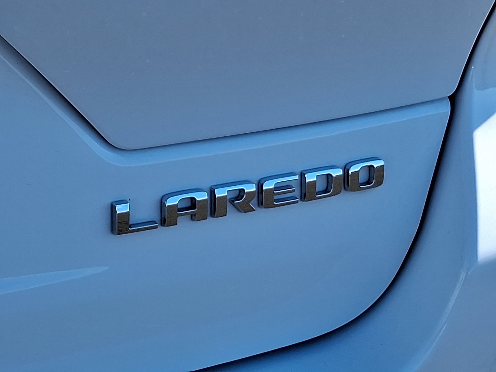 Certified 2024 Jeep Grand Cherokee Laredo image 31