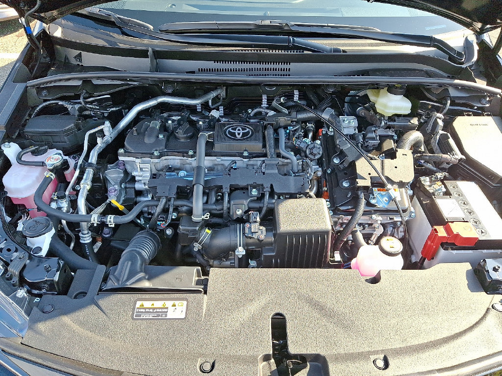 Used 2027 Toyota Corolla LE FWD image 28