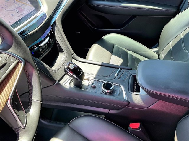 Used 2024 Cadillac XT5 Sportv w/ Platinum Package image 15