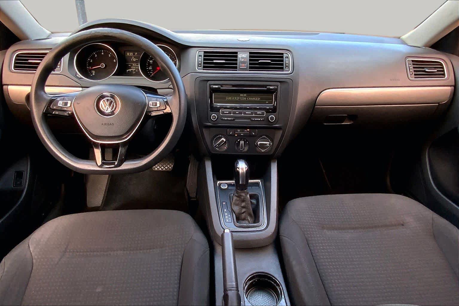 Used 2015 Volkswagen Jetta SE FWD image 15