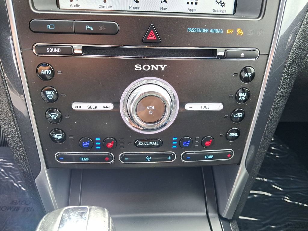 Used 2018 Ford Explorer Limited AWD/4WD image 16