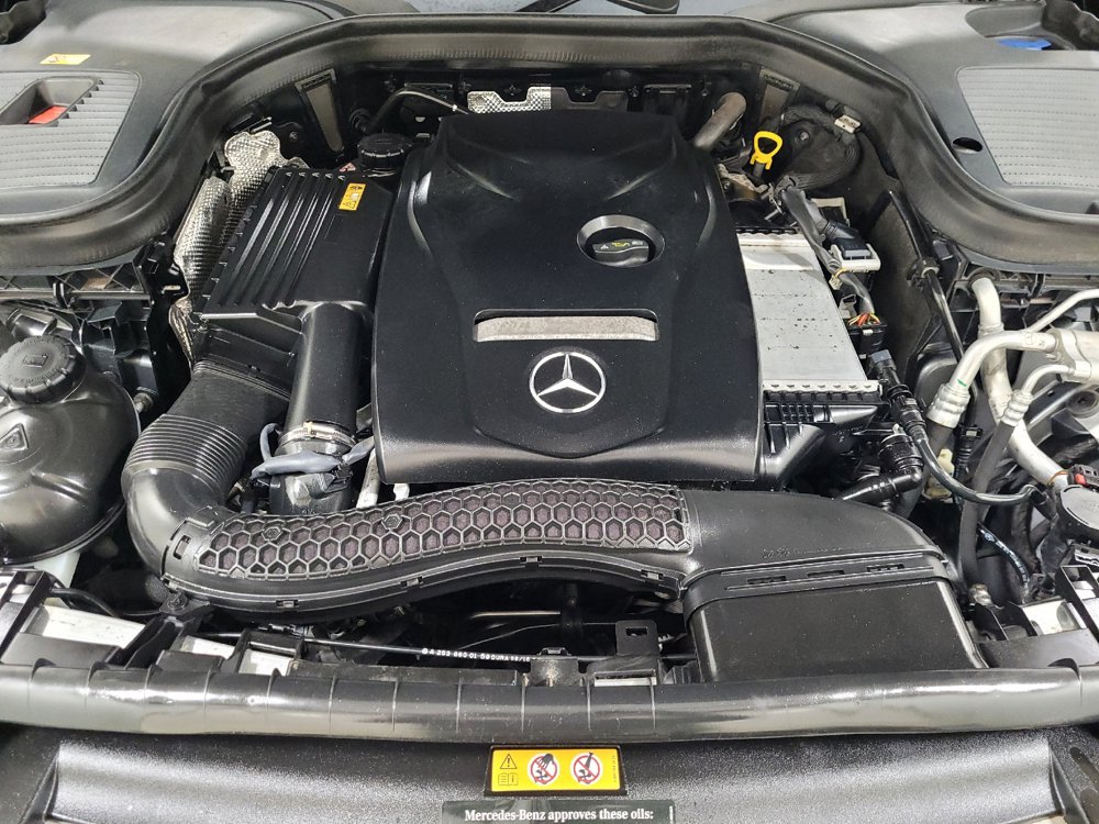 Used 2016 Mercedes-Benz GLC 300 4MATIC image 30