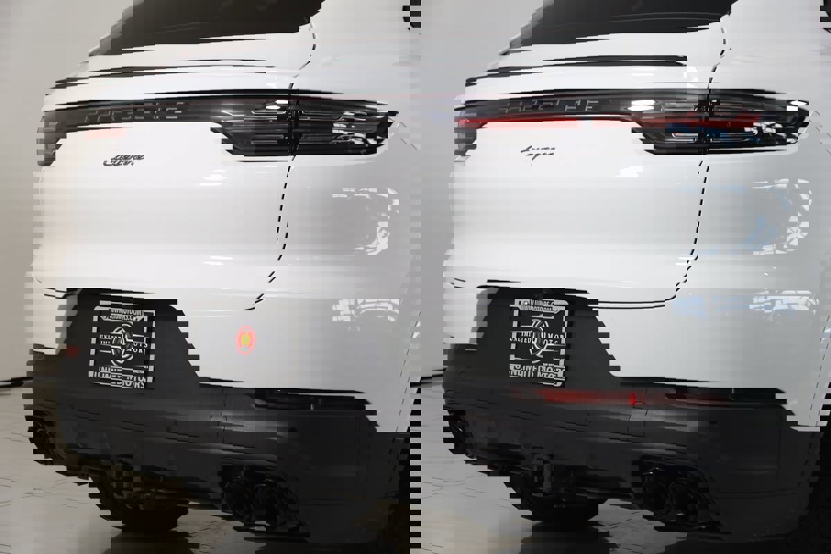 Used 2023 Porsche Cayenne image 88