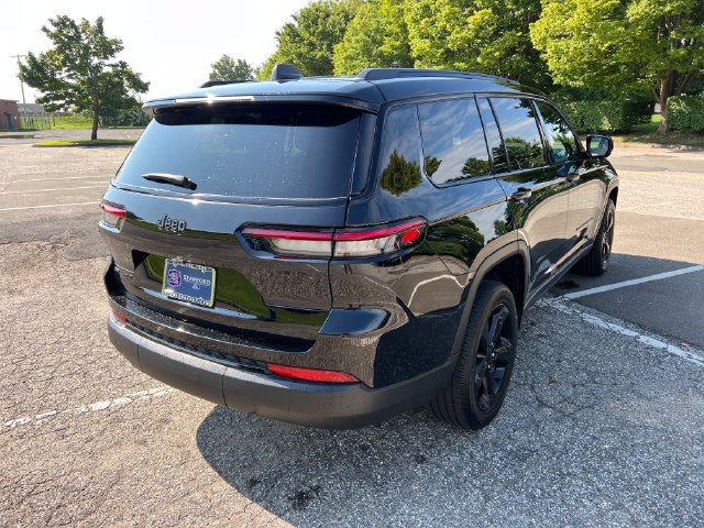 Used 2023 Jeep Grand Cherokee L Laredo AWD/4WD image 11
