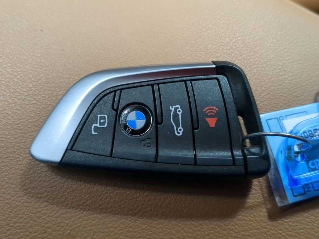 Used 2024 BMW 330i xDrive Sedan w/ Convenience Package image 50