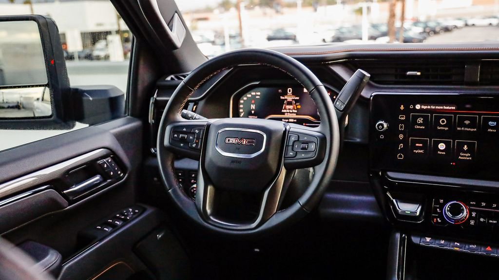 Used 2025 GMC Sierra 2500 AT4 image 18