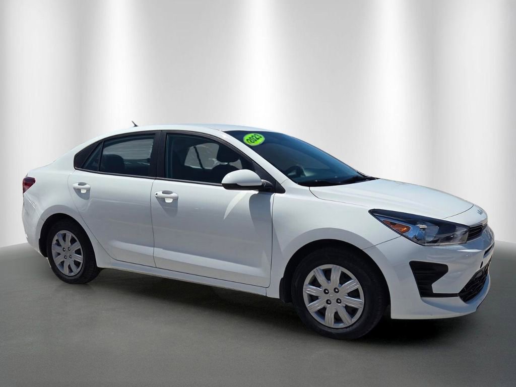 Used 2023 Kia Rio LX FWD image 2