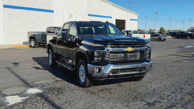 New 2026 Chevrolet Silverado 2500 LT w/ All Star Edition image 3