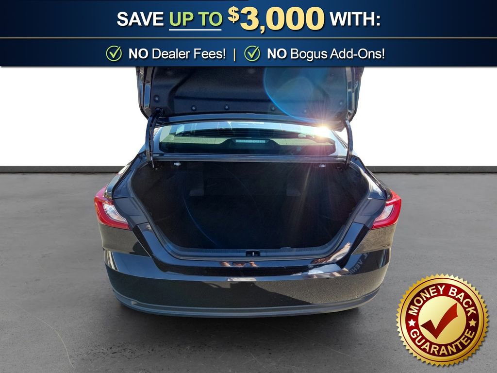 Used 2025 Toyota Camry LE image 25