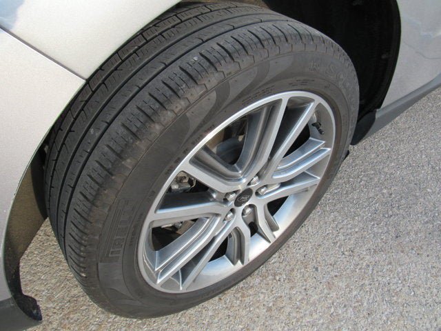 Used 2024 Ford Edge Titanium w/ Equipment Group 301A AWD/4WD image 38