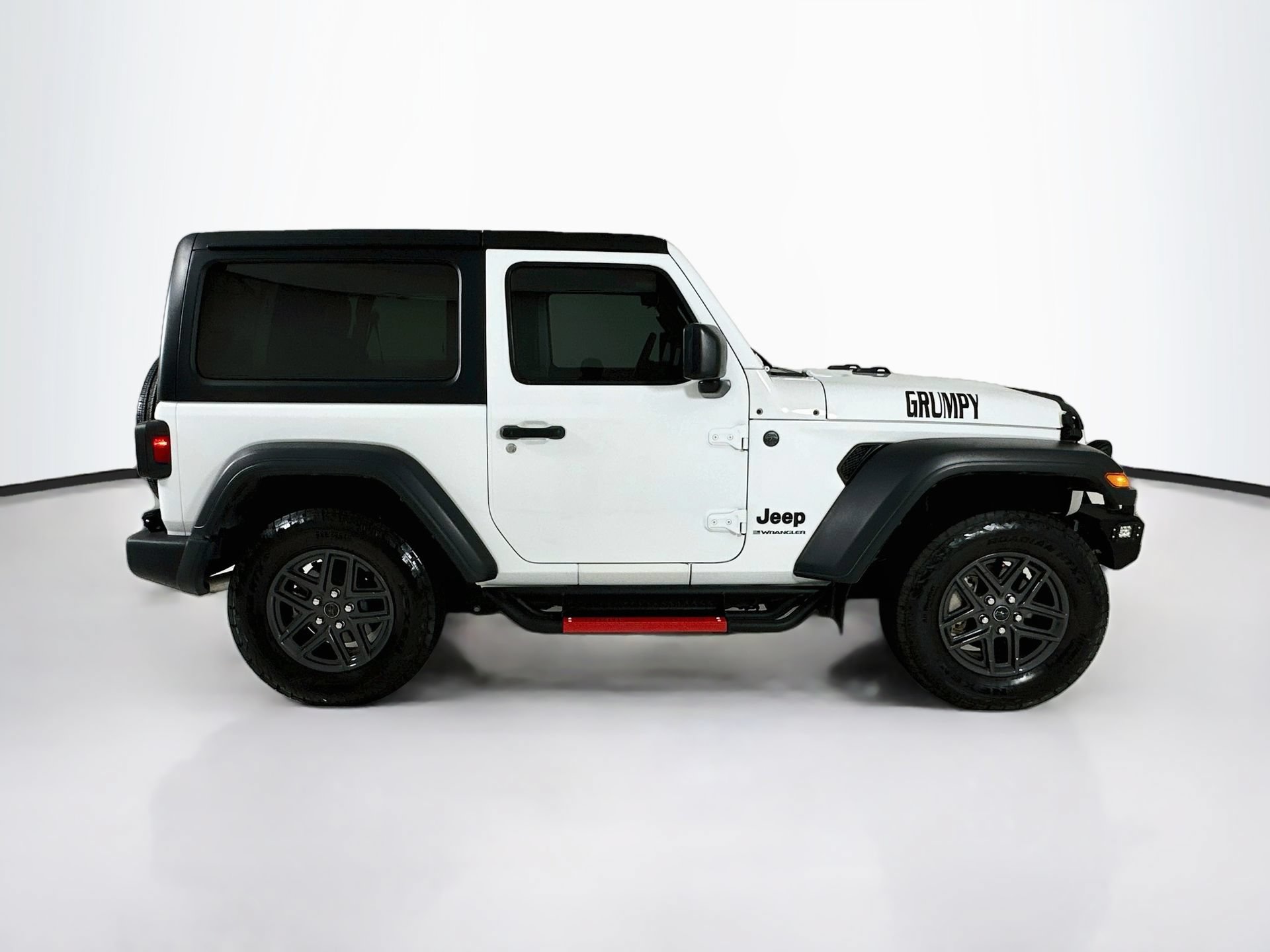 Used 2024 Jeep Wrangler Sport AWD/4WD image 9