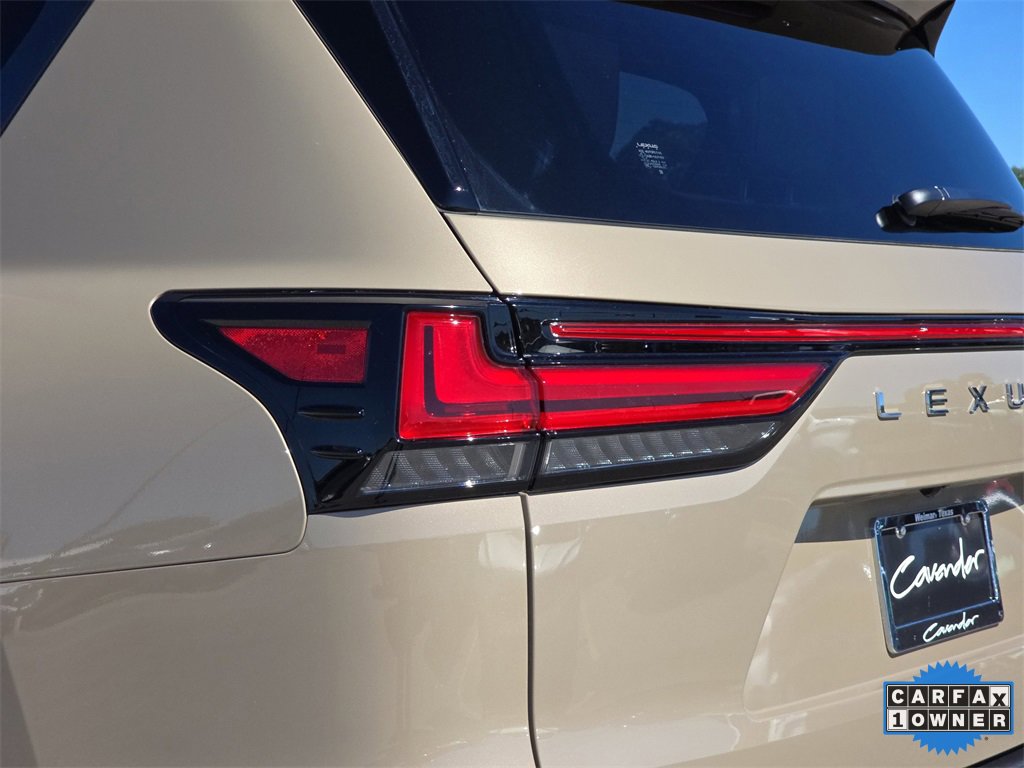 Used 2025 Lexus LX 700h Overtrail image 34