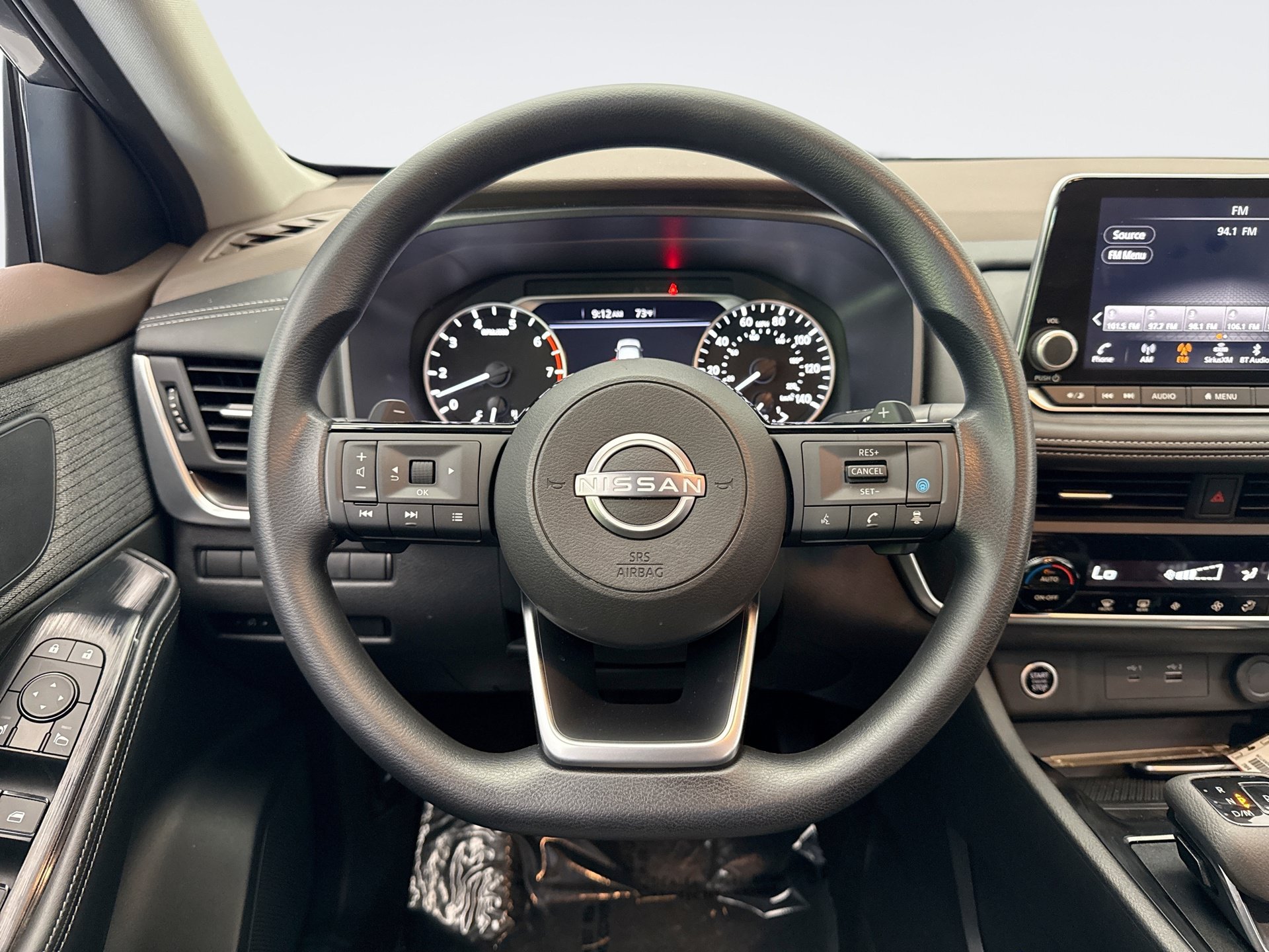 Used 2023 Nissan Rogue SV AWD/4WD image 12