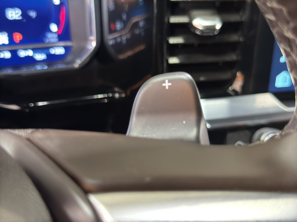 Used 2025 Chevrolet Silverado 1500 LTZ AWD/4WD image 29