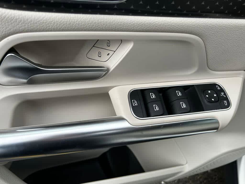 New 2026 Mercedes-Benz GLA 250 4MATIC image 7